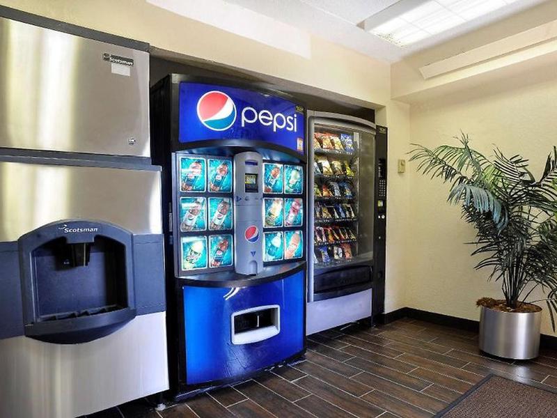 421FEBE2F8E6404821047F82285AD37F