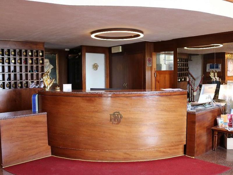 9E83A13A4B982385BAE205C731AD23FF