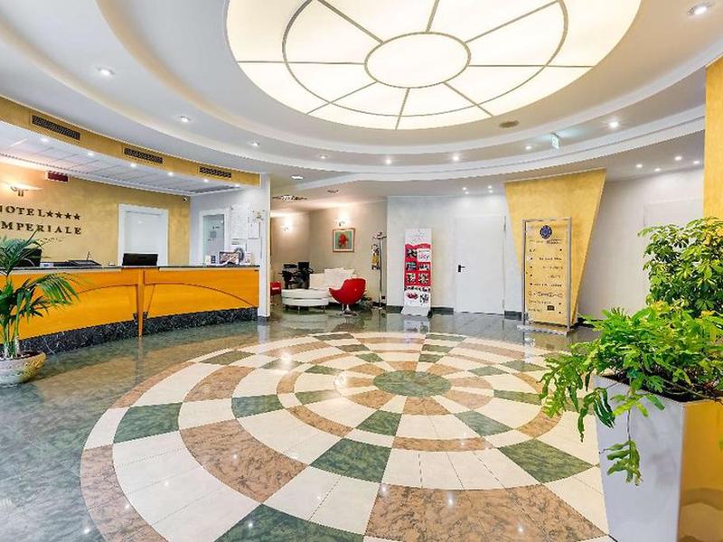 2008AC193CC4EAE8897A0B7B00E81C40