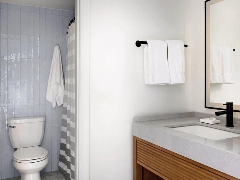 C90E572A4521B270D217BF9562F78401