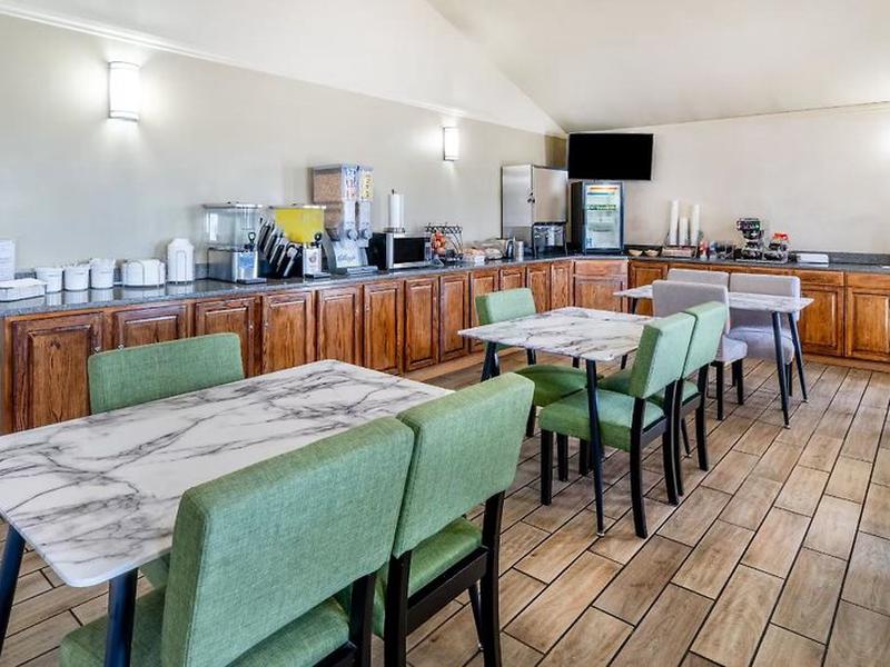 4ED20B9C4034AB4DB32A3D8CE611DA16