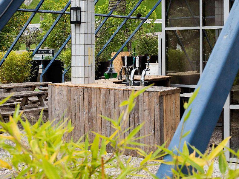 B15F10A011EFF8B6C714B82A7B0B5932