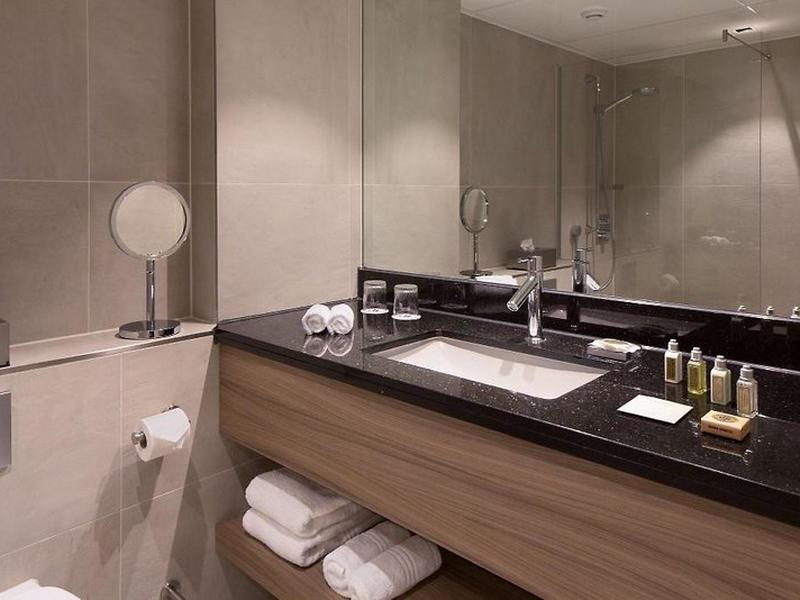 FB5B00B287489778CAD91AF88543A777