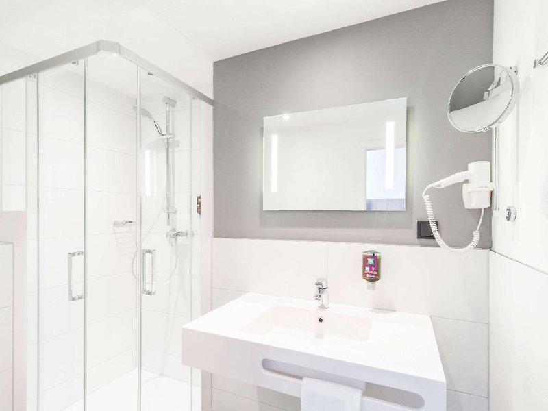 B0E39609C9829F0AD9A51F219CEC43C9