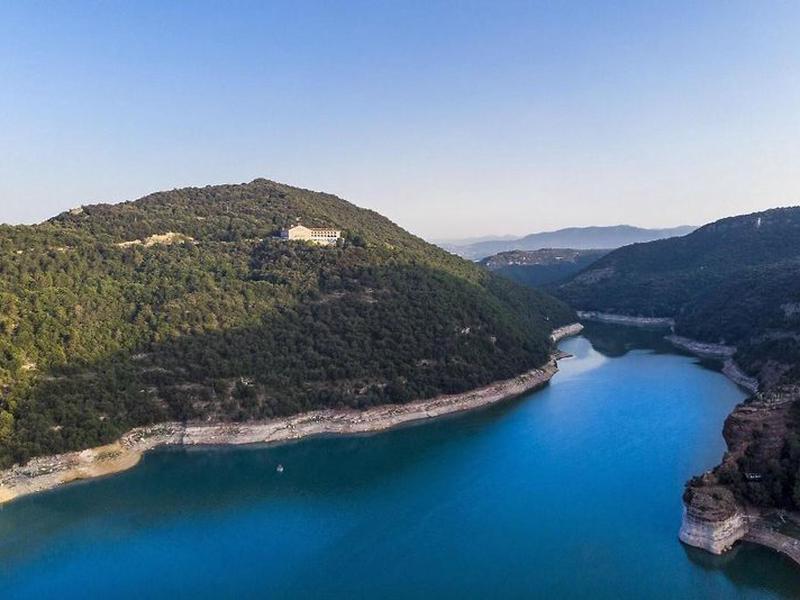 B22F697A72C1BF78B54FFE6396667561