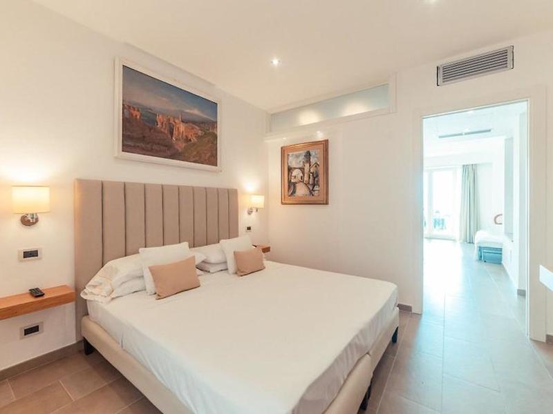 4E40FA2676E01C7DE7B1D4962F1DD136