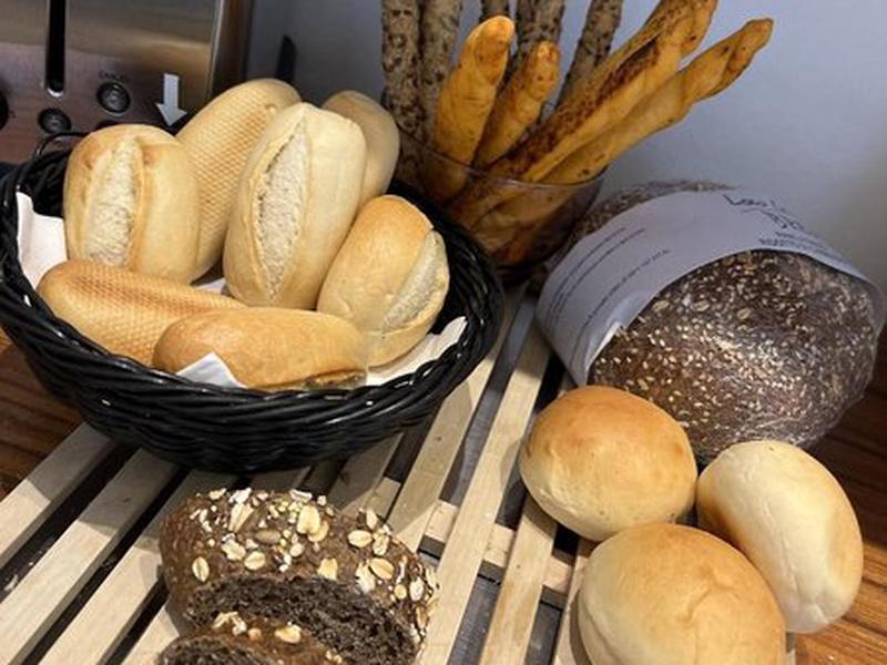 6606B3FF8E57A010E5CBF46387390A88