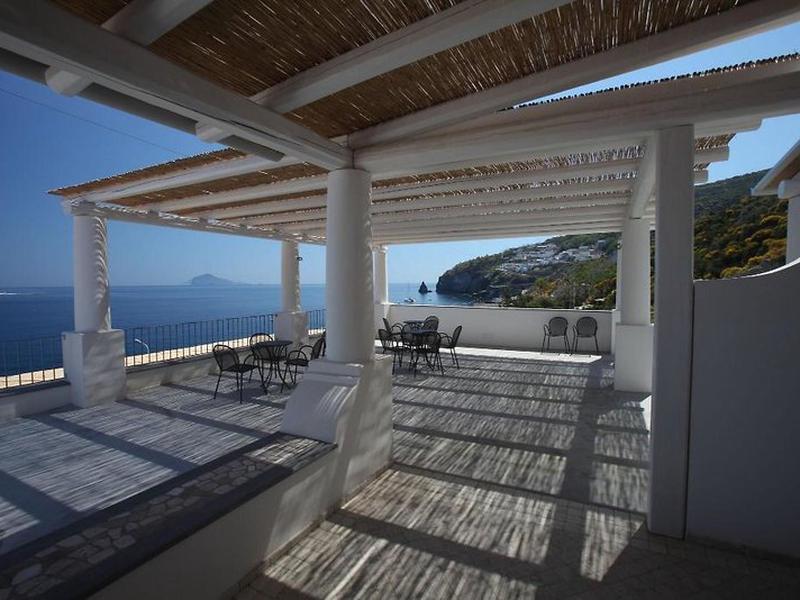 8D64D732E88449714A01CF3183B76CDA