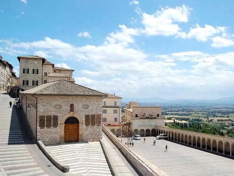 C7945F25448A3F1AA54055F064F3F4A1