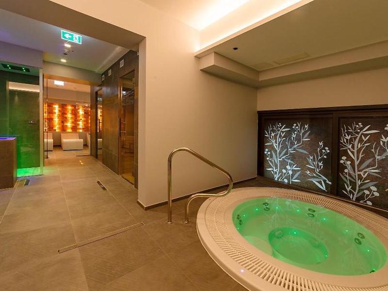 4B174529A6E3AE3DDF01BA06254D8FA9