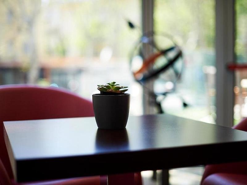 735E0AA3917D666D6D9A2E130514E8E7