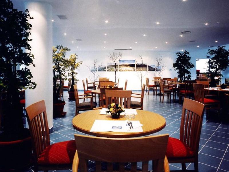 6B4B8BBAAC8922E23238AD740AE64BB7