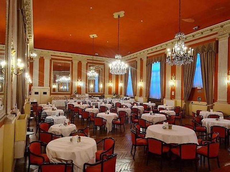 04DF4F873EE48C25A7B411CF8D4821E7