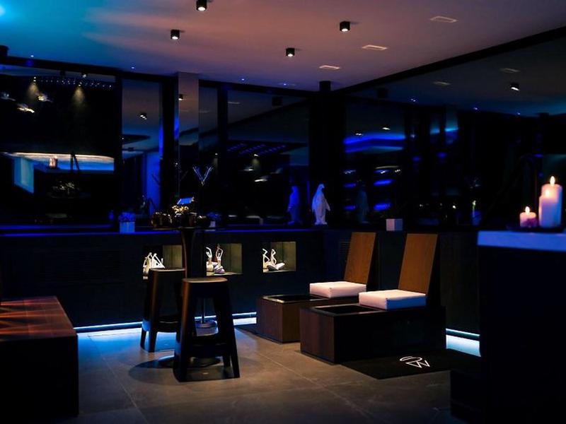 826D37FB2F332242E5BF7AAD8D2F8F24