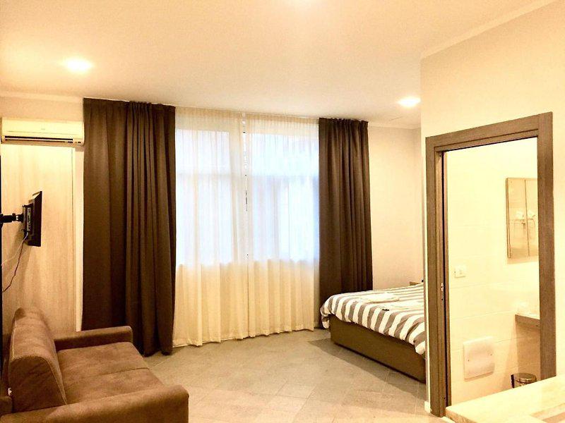 11B663B644CF0798817C689F6583F8FB