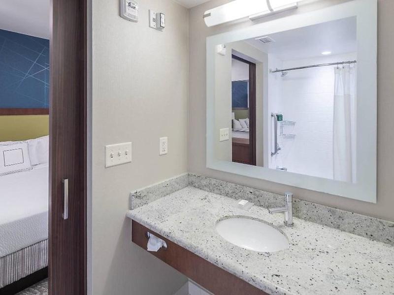 5E1C66E26DA8C9799CC057F3D81CDDCA