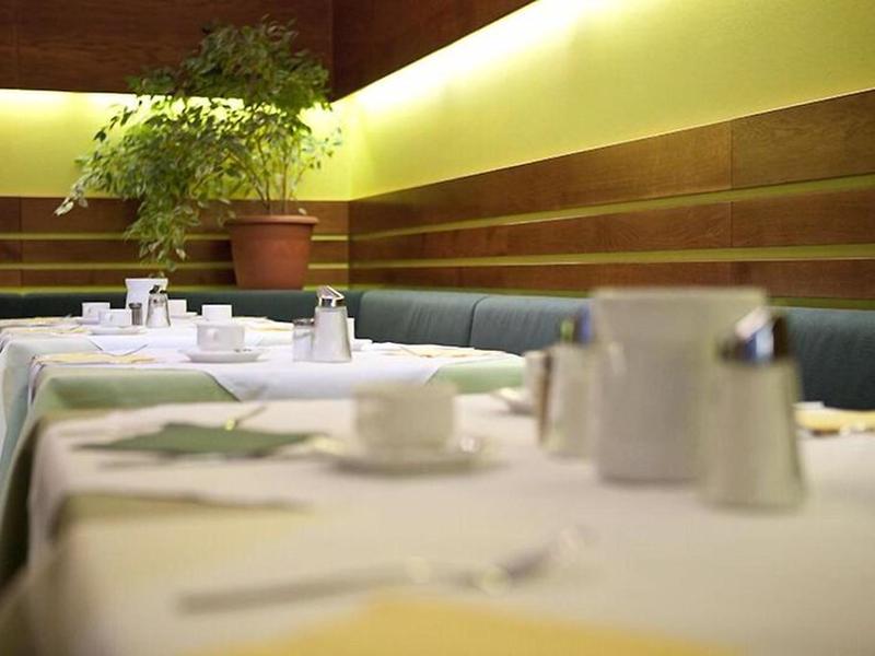 3A3FB37B41FEA0D44107DFE86C65F24A