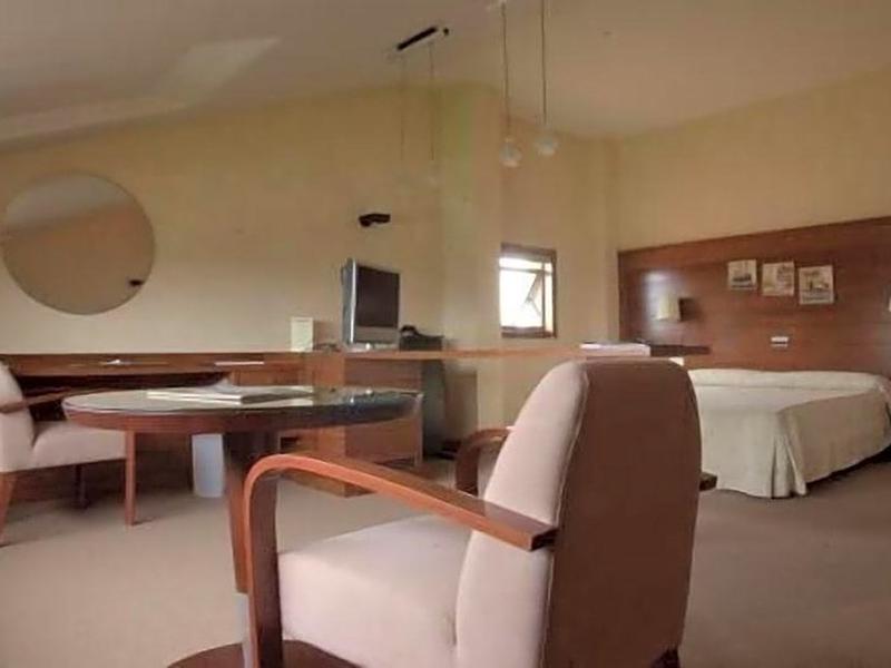 EAD0DEA4D41B26B7708640B5F5A4F003