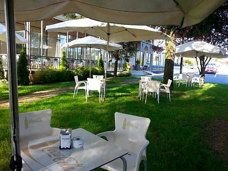 7F2C7DEE4815B56E7014D980BEFECA44