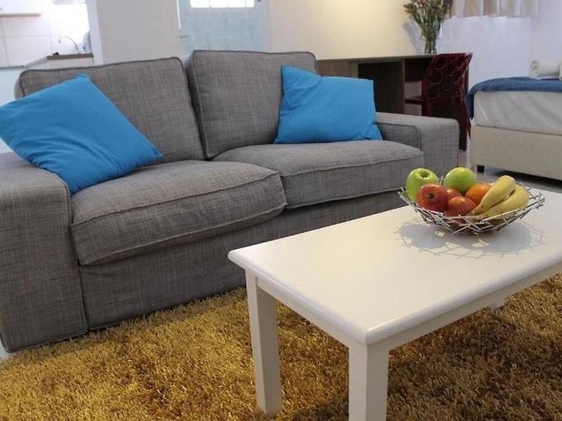 F93AB2D85ADFEE9B3487EDD1D0E068CC