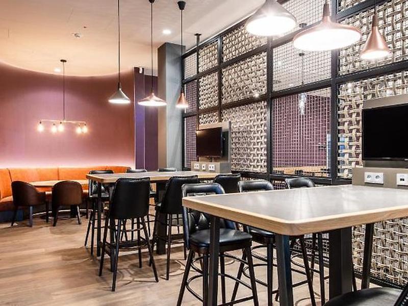 14C9777BF11B7E844020C80E303A1AEC