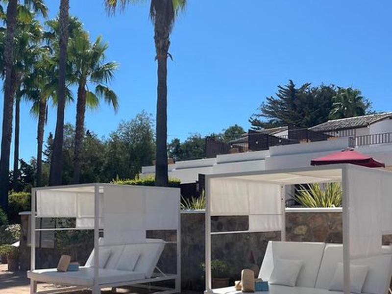 E9B8BCB2416ED2A6FD4A78D1B45A9E9C