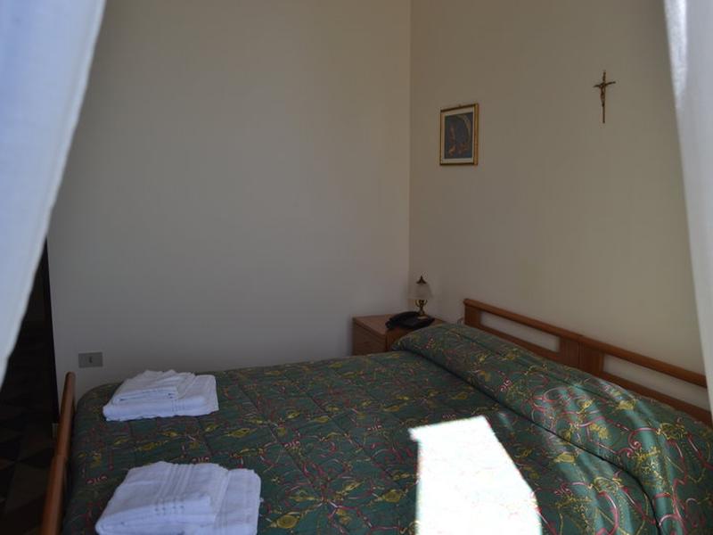 8DA62AA664C93D9C69D796A7423C9078