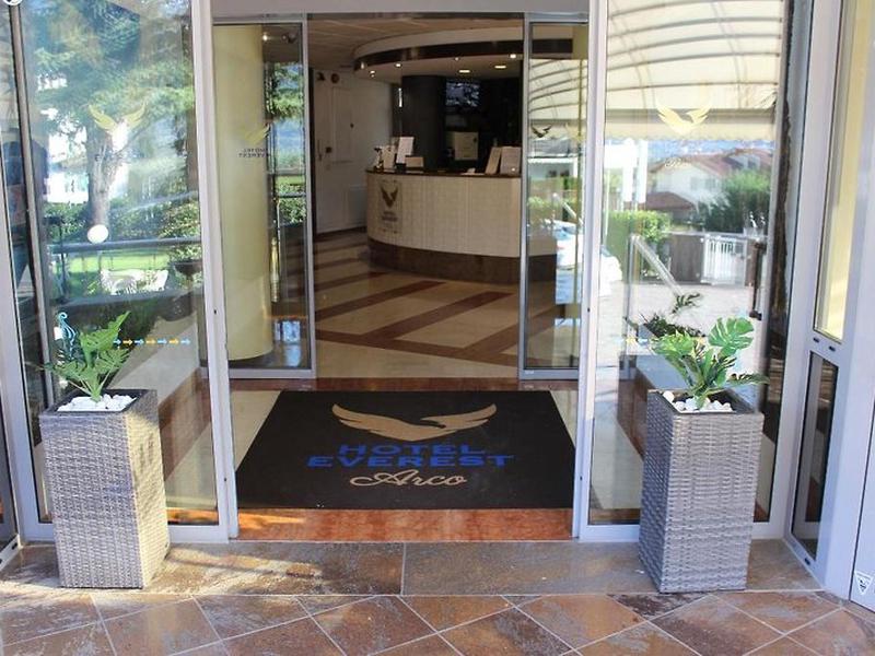 60C5E6033C37CFD4D2179727A267F0E4