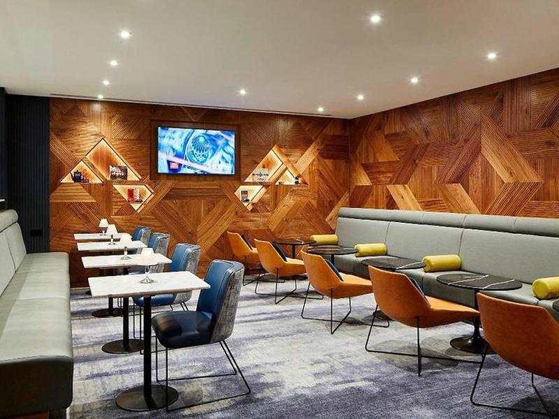 686848FB8F64AB52B5622DEA18149746