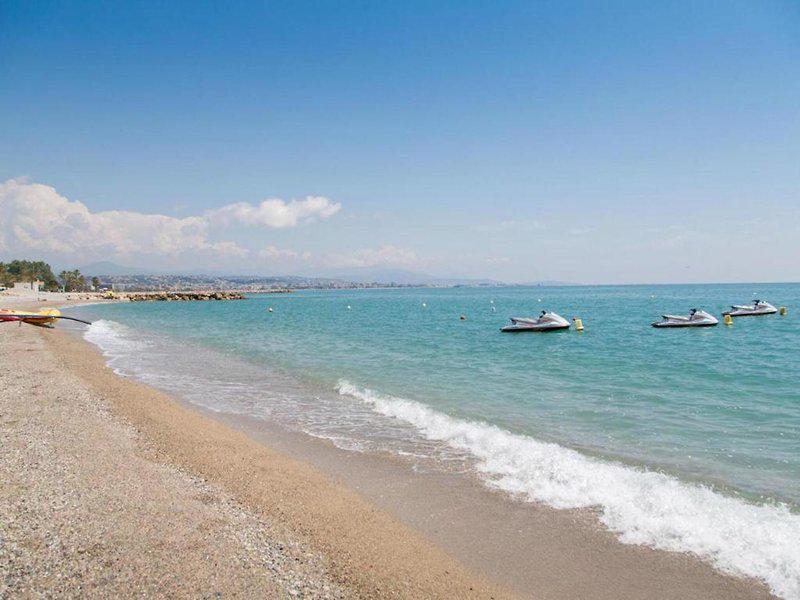 04AC3D02C41FDD73B7EE2E5939D6D817