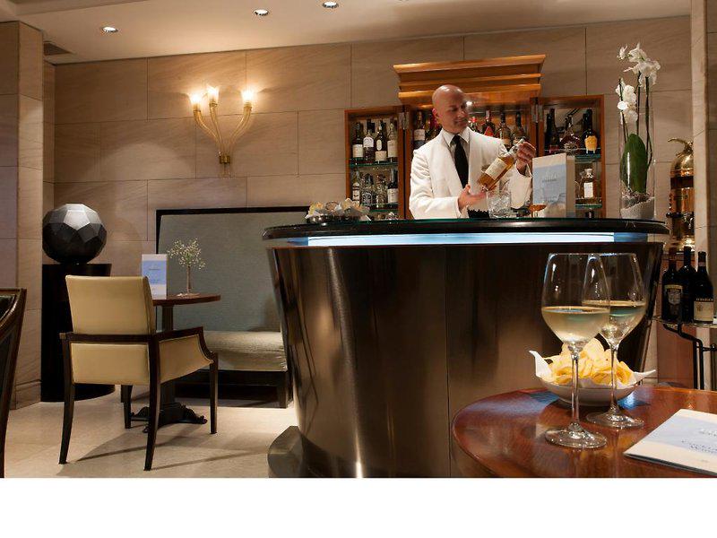 7E00BB5F6EF8C3D454E58A21CB3D2E42