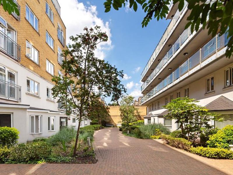 D359E7BD1E74CA285F103D42500C598E