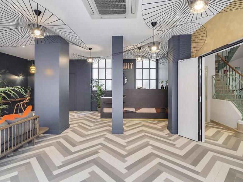 905E1ADC7F1111F03F558171431B2182