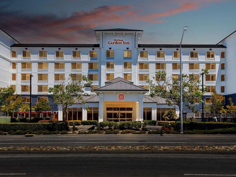 8A03C5CE6CF347CAB5641C53C07B1528