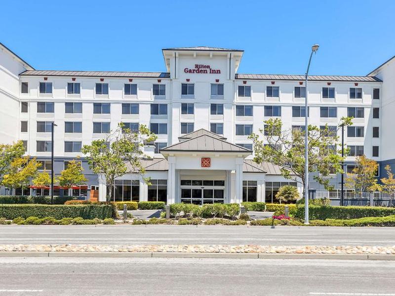 4EDEF1C78F45B79BE9FDF9CE4FE100AF