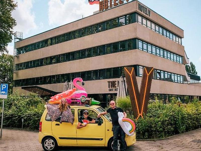 D2B68F2EEF1116A740408DCFF66D8910