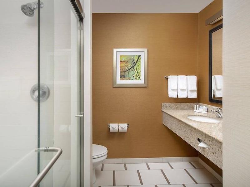 65C657751E7E5E3F3A4F49BFE8E6B177