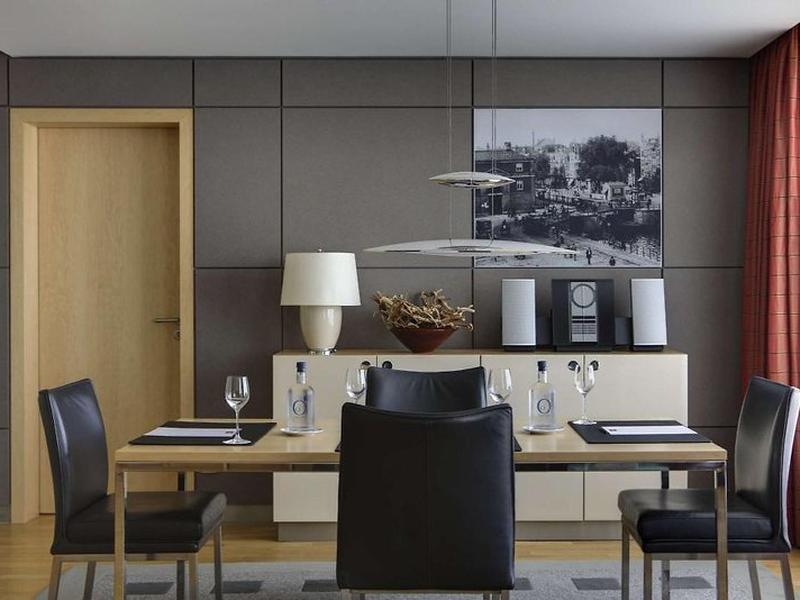 2F11D0F56543F2C6210A700AD24ECFFE