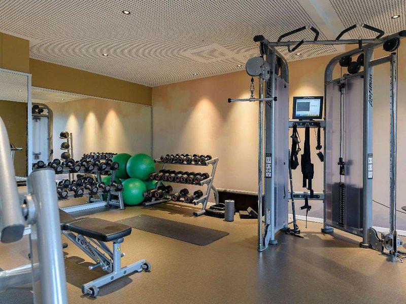 FB255A41F8375163461D46AA02396192