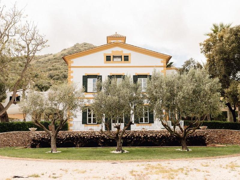 37B1F7C314BB2B6F23E5E58A417BBF88