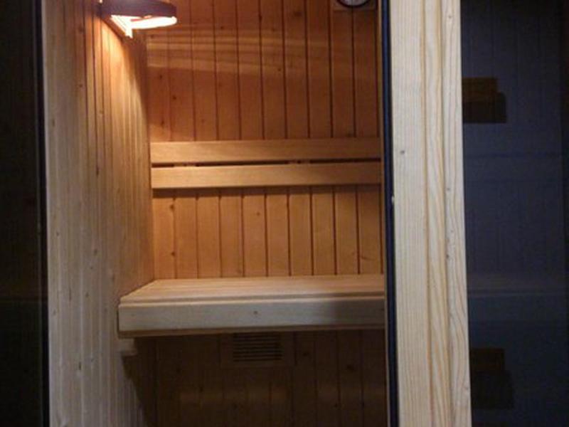 CBF9DEA380FEB4CA0D9F197A65741423