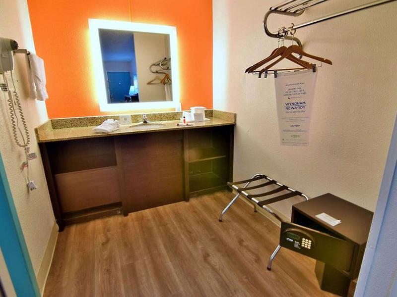 B344B6ABF3E3C303E6605D4EB0568362