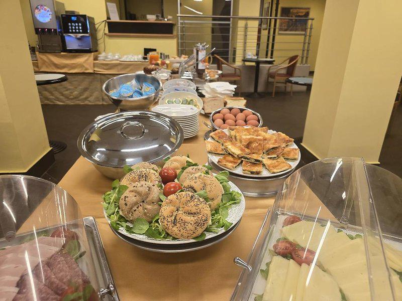 580033154B4BDCB8ED55FBC328B9906F