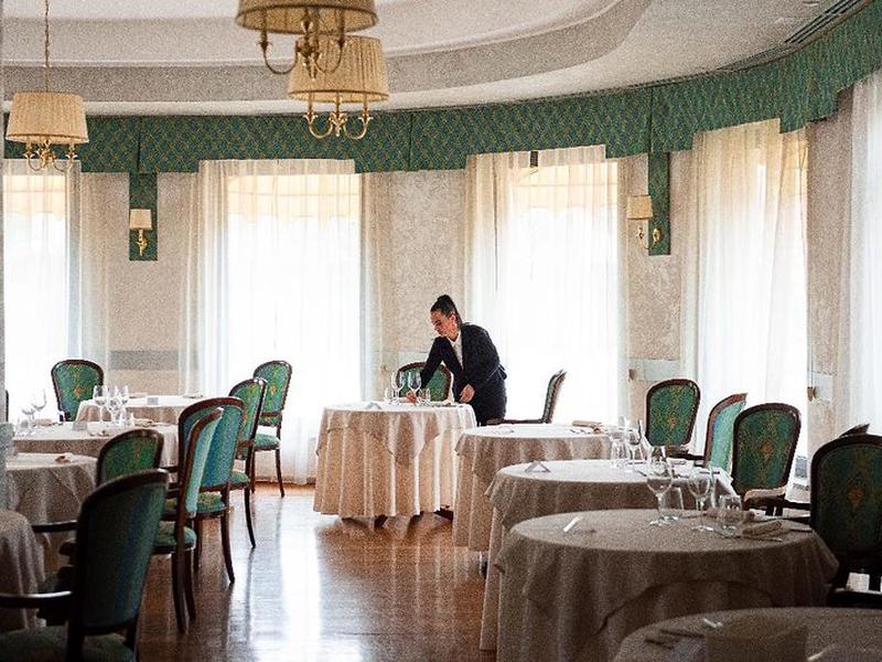 9BFAE623BAE68168A98FF9DEF89A7532