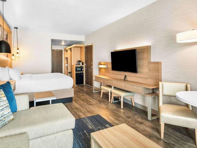 8FA982B7996174C6B0B2C09B17D88F7E