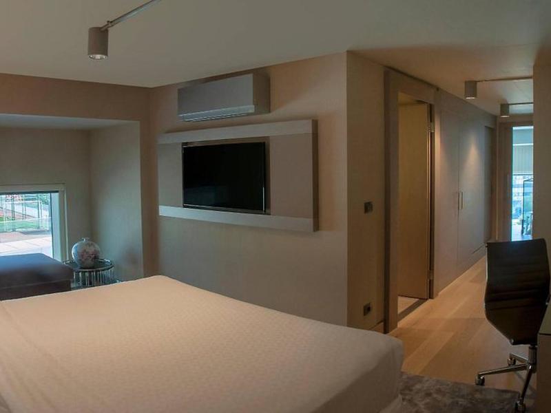 DFC5C2E9F6D41D9DCA0EE09A20CC5F0C