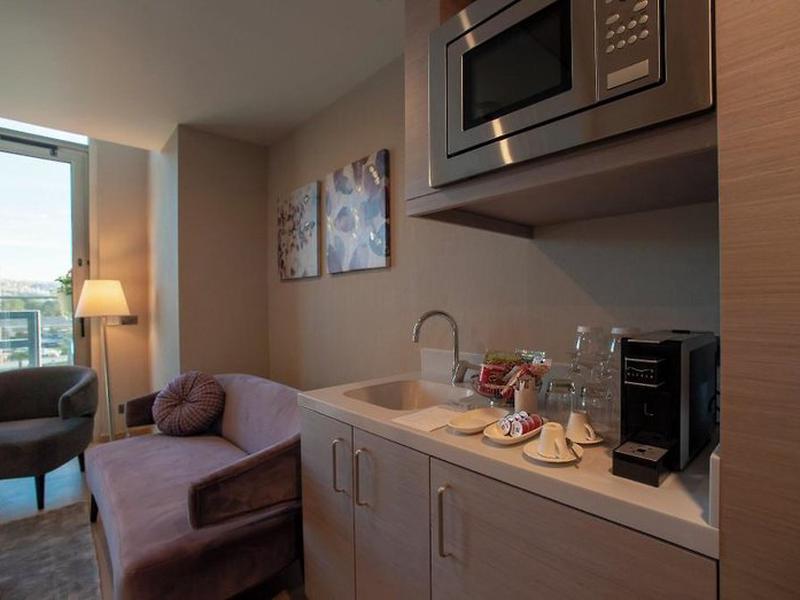 0B962F50B9DBE001242D0130118D650C