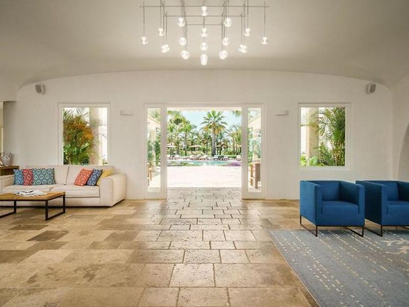 DE47585D94BB67DAF05BD34A02AC7810