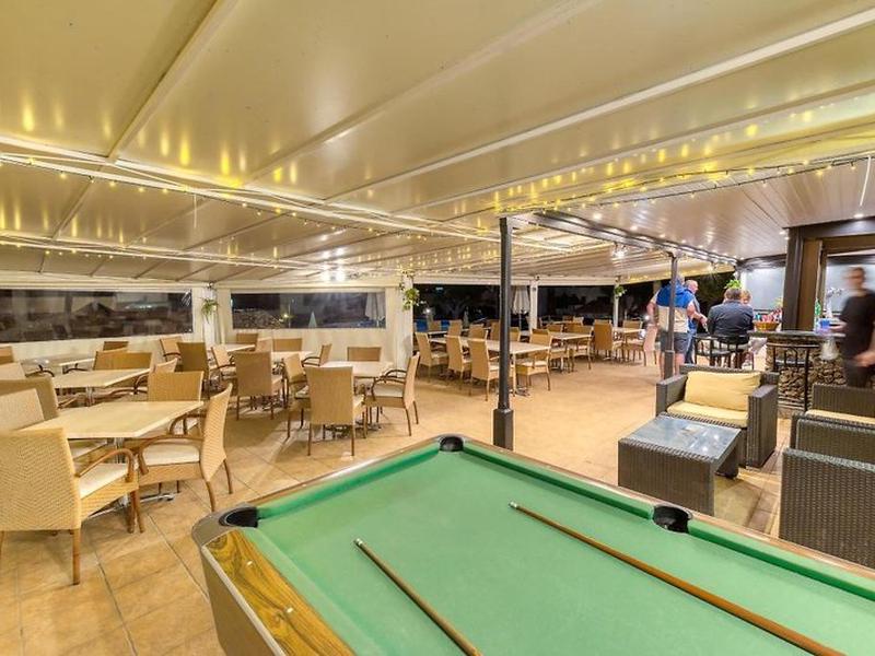 BE9AE902DB7790D6A25EC46E649869AA