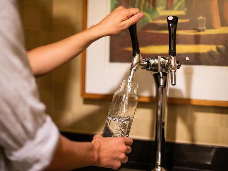 8E18BC4461FF0E0E24BE79E993E699F8